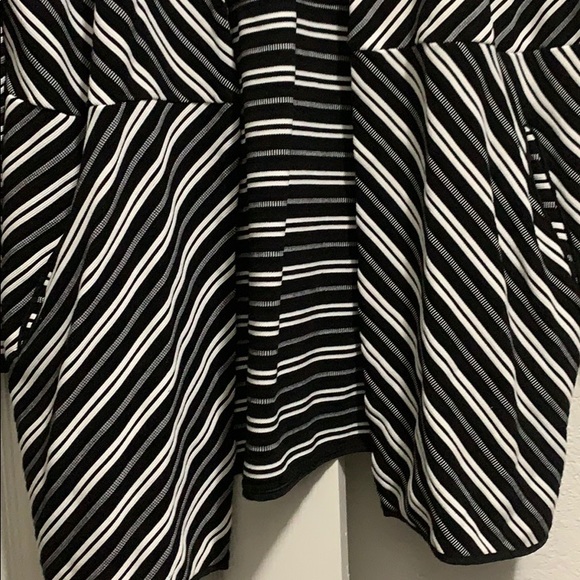 Blazer - Picture 2 of 3